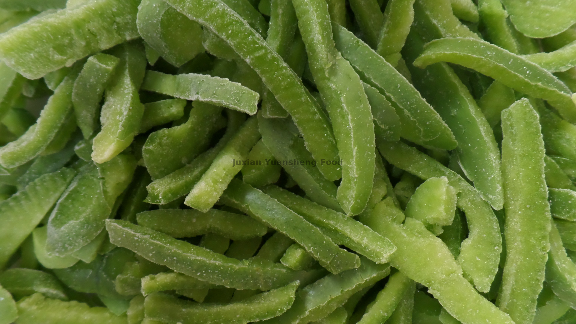 gr&uuml;ne Paprikaw&uuml;rfel (6)