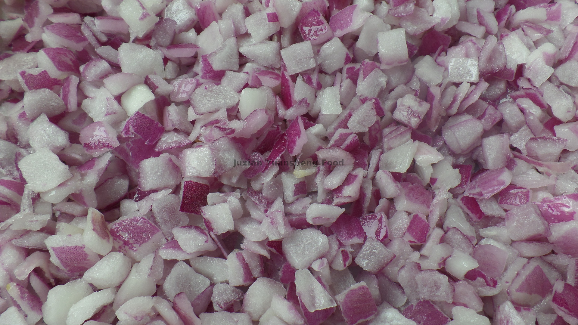 rote Zwiebelw&uuml;rfel (4)